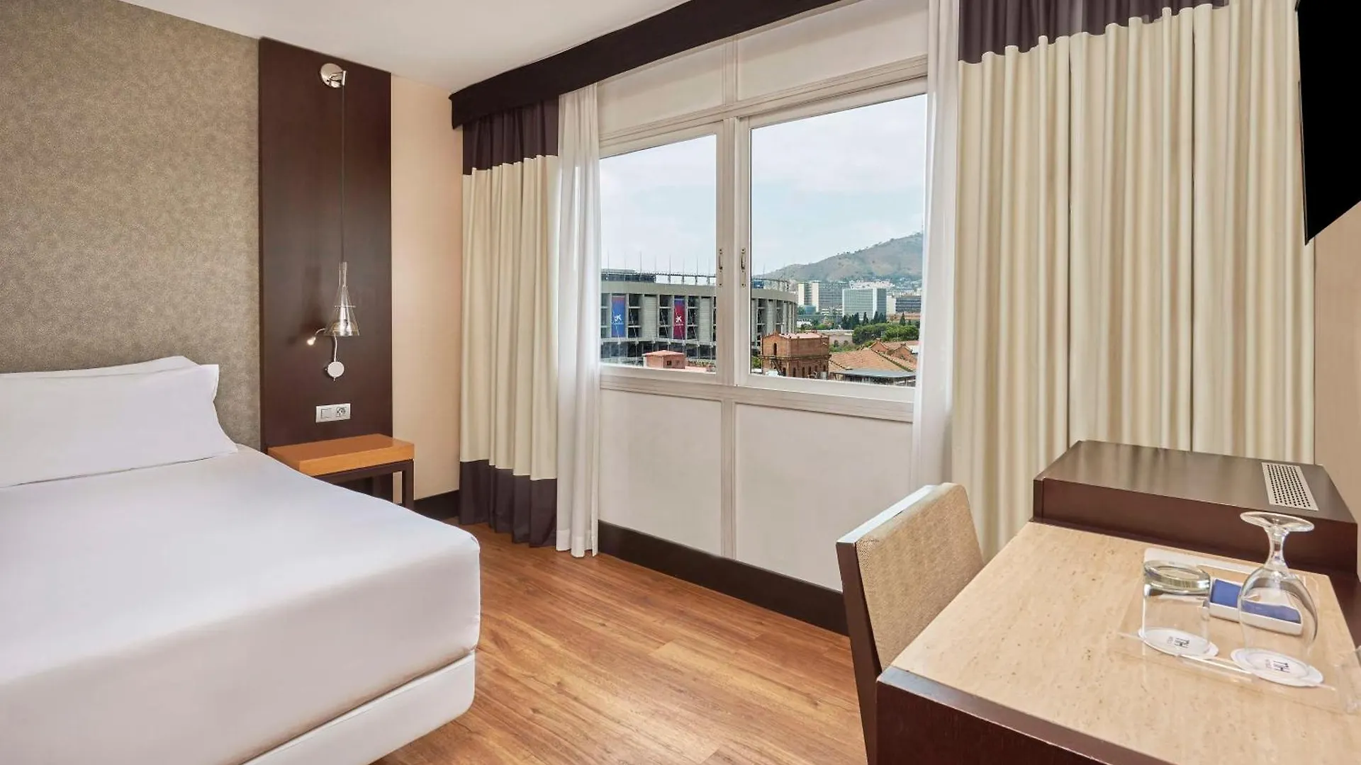 Hotel Nh Barcelona Stadium