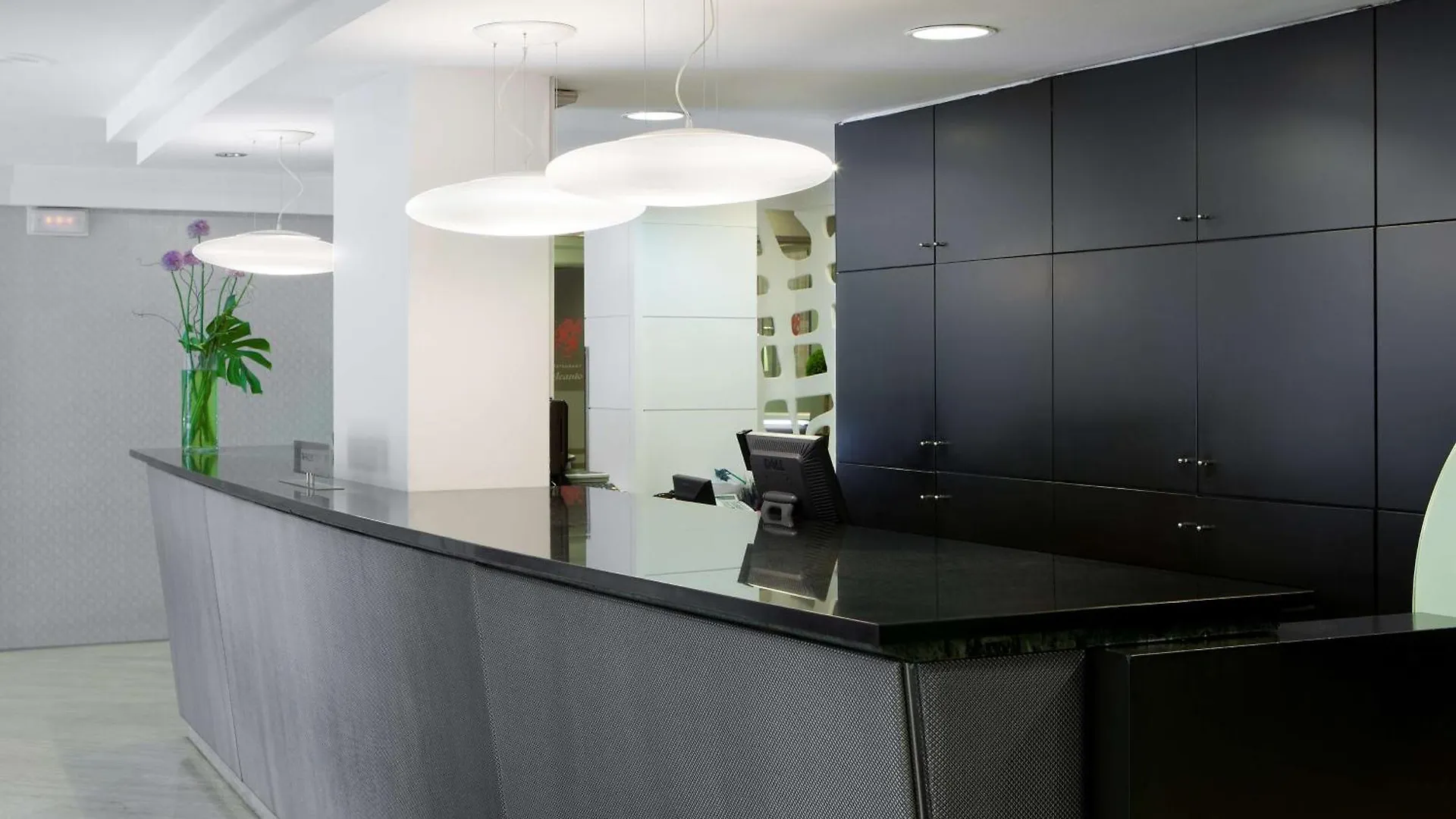 Nh Barcelona Stadium Hotel
