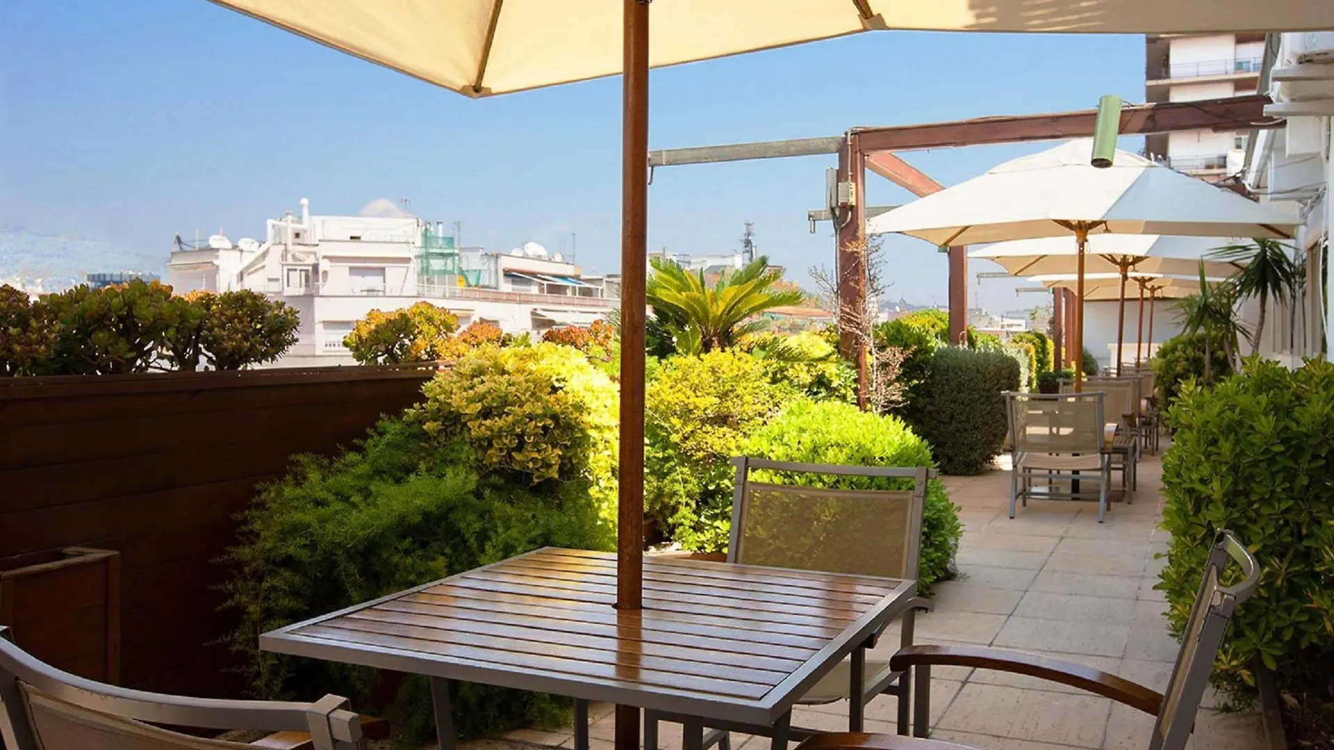 Nh Barcelona Stadium Hotel