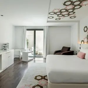 4* מלון Mate Carla,