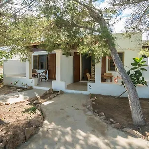 apartamentos-casa-eugenio-formentera.balearic-islands.net/