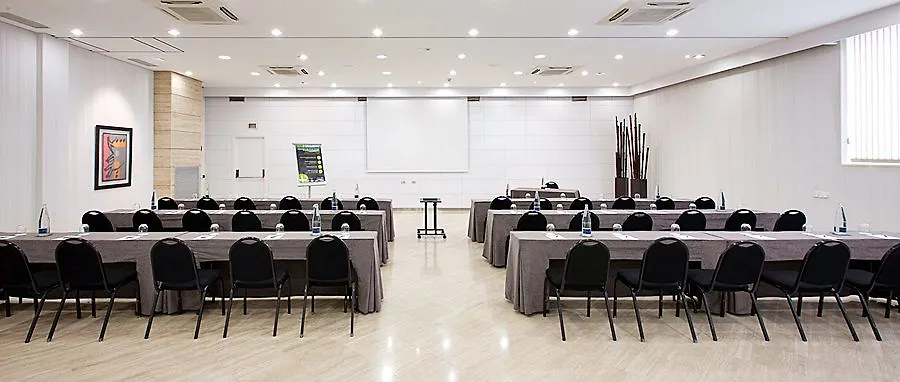 Hotel NH Barcelona Stadium