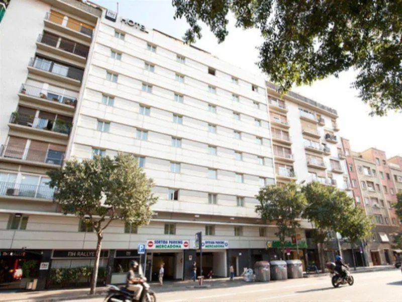 NH Barcelona Stadium Hotel