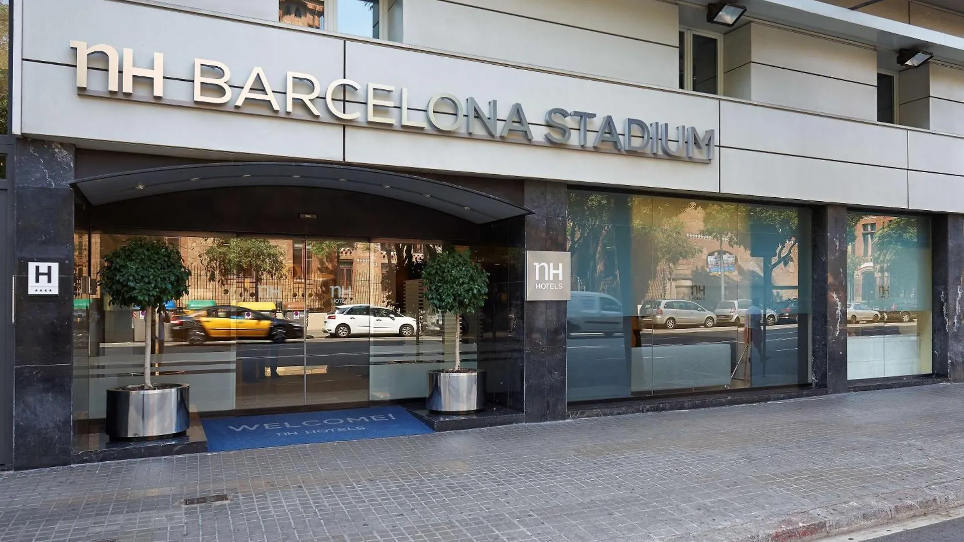 Nh Barcelona Stadium 4*,  Spanje