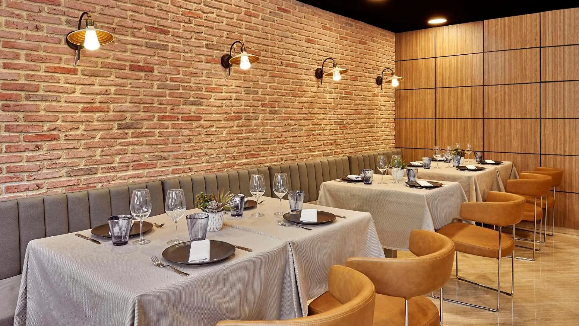 Nh Barcelona Stadium Hotell