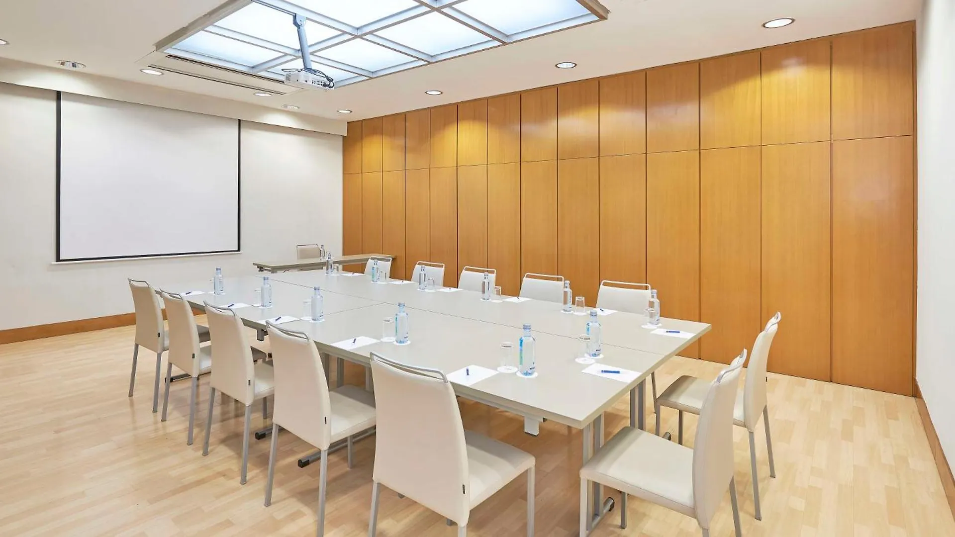 **** Hotell Nh Barcelona Stadium Spanien